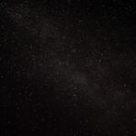 Проектор с падающими звездами для создания романтической атмосферы unsplash_95.jpg